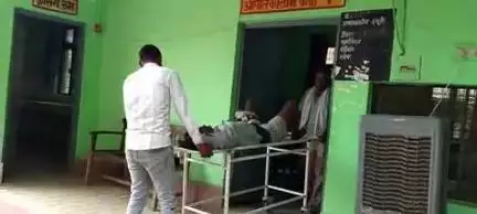बदायूं के संजरपुर गांव के पास बाइक सवार को 5 लोगों ने मारपीट कर किया घायल