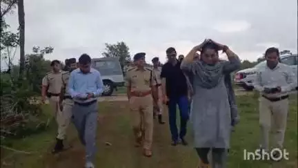 गिधौर: मुख्यमंत्री नीतीश कुमार के संभावित कार्यक्रम को लेकर डीएम और एसपी ने नयागांव कार्यक्रम स्थल का किया निरीक्षण
