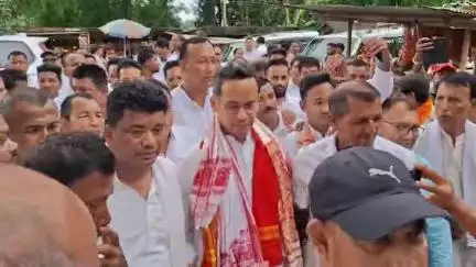 কদম: পদুমণিত ঐতিহাসিক শ্ৰী শ্ৰী পদুমণি আই থানত উপস্থিত অসম প্ৰদেশ কংগ্ৰেছ কমিটিৰ সভাপতি গৌৰৱ গগৈ