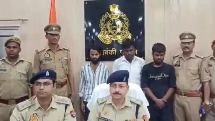 नवाबगंज: रिट्स रिसॉर्ट किसान पथ के पास से पुलिस ने ट्रक का तिरपाल काटकर हुई चोरी का किया खुलासा, तीन शातिर चोर गिरफ्तार