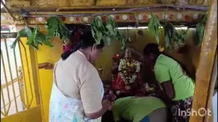ములుగు: గట్టమ్మ ఆలయాన్ని దర్శించుకున్న మంత్రి సీతక్క