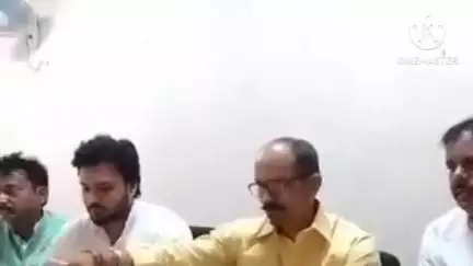 छपरा: छपरा सर्किट हाउस में प्रधानमंत्री के जसौली आगमन को लेकर लोक जनशक्ति पार्टी रामविलास के प्रधान महासचिव ने की बैठक