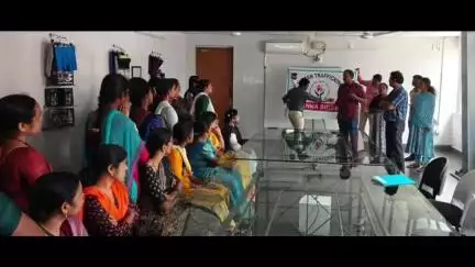 సిరిసిల్ల: మహిళలు, యువతులు ఎలాంటి సమస్య ఉన్న నిర్భయంగా పోలీస్ లను సంప్రదించండి యాంటీ హ్యూమన్ ట్రాఫికింగ్ ఇన్స్పెక్టర్ నటేష్