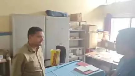 पौड़ी: CDO ने CHC घंडियाल का निरीक्षण किया, वार्ड बॉय व स्वीपर की तैनाती को लेकर राजकीय मेडिकल कॉलेज के प्राचार्य से की वार्ता