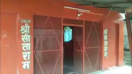 कर्वी: शिवरामपुर में स्टेशन रोड के समीप स्थित है भगवान हनुमान जी महाराज का सिद्ध स्थान, स्थानीय स्तर पर है बड़ी मान्यता