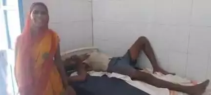 कुचायकोट: कुचायकोट गांव में मामूली विवाद में कुछ लोगों ने एक व्यक्ति से की मारपीट, पीड़ित अस्पताल पहुंचा