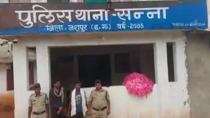 बगीचा: किसानों के खेत में लगे मोटर पंप की चोरी करने वाले दो चोरों को सन्ना पुलिस ने किया गिरफ्तार, भेजा जेल