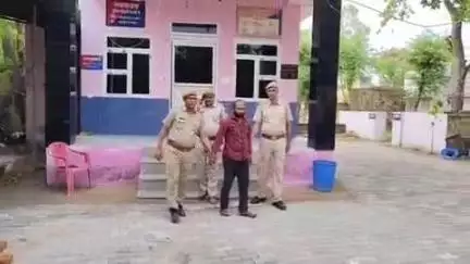 हिण्डौन: श्री महावीर जी पुलिस ने गांवडी मीना से अवैध स्मैक के साथ युवक को किया गिरफ्तार, ₹1 लाख की 5.64 ग्राम स्मैक जब्त