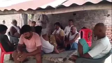 बिसवां: रेउसा थाना क्षेत्र के बांभिया गांव में चोरों ने एक घर को बनाया निशाना, नगदी व जेवर समेत हजारों का सामान किया चोरी