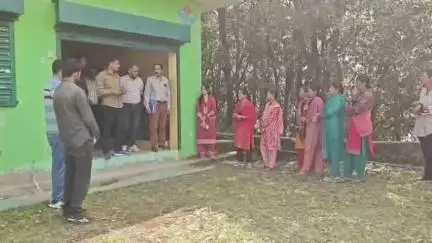 पौड़ी: सीडीओ ने महिला समूहों को व्यवसाय बढ़ाने के निर्देश दिए, कहा- सिट्रस फलों के जूस को बनाएं आर्थिक स्वावलंबन का जरिया