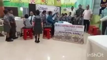 পুরুলিয়া ২: লায়ন্স ক্লাব অব পুরুলিয়া মানভূমের উদ্যোগে স্কুল পড়বাদের বিনামূল্যে চক্ষু পরীক্ষা শিবির বিএসএস স্কুলে সদর পাড়ায়