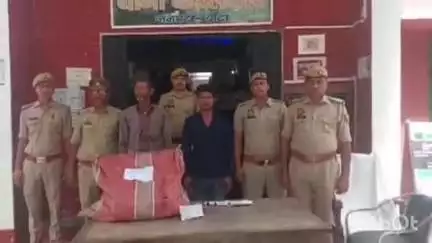 नरैनी: कालिंजर पुलिस ने गैंगस्टर एक्ट के अभियुक्त को अवैध तमंचा और गांजे की खेती करने वाले एक अन्य अभियुक्त को किया गिरफ्तार