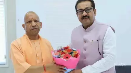 चायल: कौशांबी में विकास को लेकर पूर्व विधायक संजय ने सीएम से की चर्चा, बिजली और जनहित के मुद्दों पर हुई बातचीत