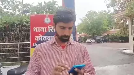 कंपनी बाग में दबंग ने दरवाजा लगाकर रास्ता किया बंद, परिवार का आवागमन बाधित, थाने में रिपोर्ट दर्ज