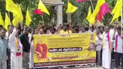 காரியாபட்டி: வட்டாட்சியர் அலுவலக முன்பு  தமிழக அரசை வலியுறுத்தி தமிழர் தேசம் கட்சி சார்பில் ஆர்ப்பாட்டம்