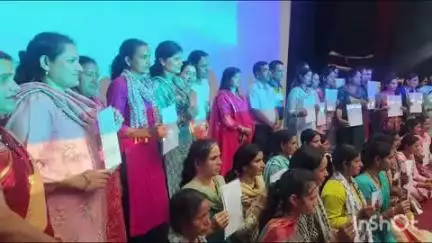जोशियाड़ा: जनपद में बाल विकास विभाग को मिली नई 42 आंगनबाड़ी और 367 सहायिकाएं, कैबिनेट में रेखा आर्य ने वर्चुअल माध्यम से बांटे