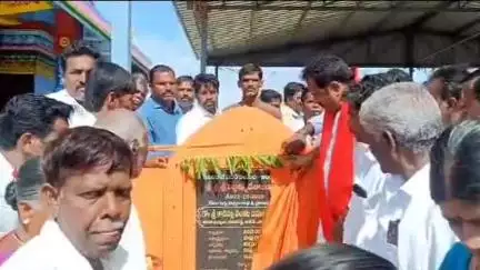 భిక్కనూర్: జంగంపల్లి గ్రామంలో పర్యటించిన ఎమ్మెల్యే రమణారెడ్డి