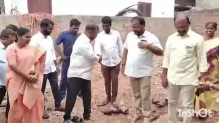 57,58 డివిజన్ లలో ఇందిరమ్మ ఇండ్ల ముగ్గు పూసే కార్యక్రమానికి హాజరైన ఎమ్మెల్యే