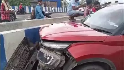 ব্যারাকপুর ২: ব্যারাকপুর কল্যাণী এক্সপ্রেসওয়ের করাতকল এলাকায় পথদুর্ঘটনা