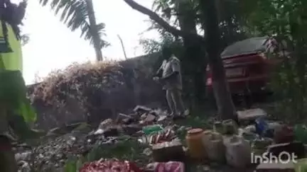 मोहिउद्दीननगर: मोहिउद्दीननगर थाने में विभिन्न मामलों में ज़ब्त 660 लीटर देसी-विदेशी शराब की गई नष्ट