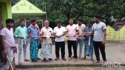 মানিকচক: জালালপুর এলাকায় উচ্চ ক্ষমতা সম্পন্ন বাতিস্তম্ভের কাজের আনুষ্ঠানিক সূচনা করলো পঞ্চায়েত সমিতি কর্তৃপক্ষ