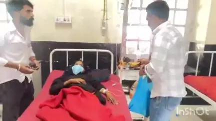 चम्बा: नेता प्रतिपक्ष राहुल गांधी के जन्म दिवस पर एनएसयूआई ने मरीजों में बांटे फल