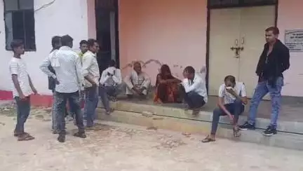 सरीला: रिहुँटा गांव में संदिग्ध परिस्थितियों में 28 वर्षीय महिला ने लगाई फाँसी, मायके पक्ष ने हत्या का लगाया आरोप