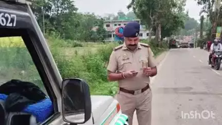 डेरा गोपीपुर: एसपी मयंक चौधरी की अगुवाई में देहरा में पुलिस टीम ने चलाया चेकिंग अभियान, वसूला ₹6900 जुर्माना