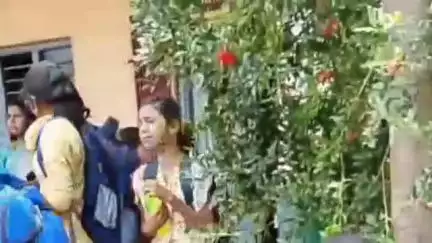 ಬಸವನ ಬಾಗೇವಾಡಿ: ಅಪಘಾತದಲ್ಲಿ ಕಣಕಾಲ ಸರ್ಕಾರಿ ಶಾಲಾ ಶಿಕ್ಷಕ ಸಾವು, ಕಣ್ಣೀರಿಟ್ಟ ವಿದ್ಯಾರ್ಥಿಗಳು