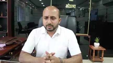कोडरमा: जर्जर बिजली तारों को लेकर उपायुक्त ने झुमरी तिलैया में दिया बयान