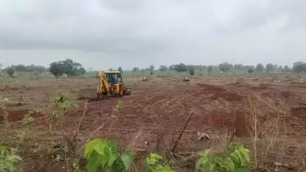 लटेरी: लटेरी के महावन में वन विभाग ने अतिक्रमण के खिलाफ की कार्रवाई