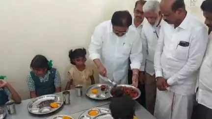 புதுக்கோட்டை: "முருக பகதர்கள் மாநாடு நடத்துவதால் BJP ஆட்சியை அமைக்க இயலாது" - பார்வையற்றோர் அரசு பள்ளியில் Ex MP திருநாவுக்கரசர் பேட்டி