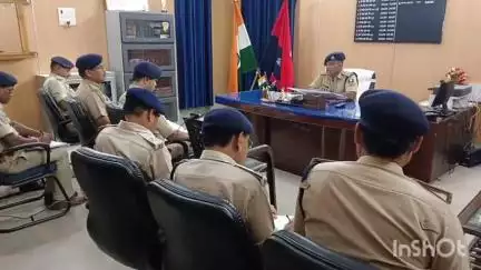 सुपौल: सुपौल एसपी ने किया पदभार ग्रहण, सभी पुलिस उपाधीक्षक व थाना अध्यक्षों के साथ की बैठक