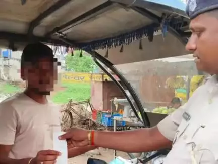 गया टाउन सीडी ब्लॉक: जिले भर में यातायात नियमों का उल्लंघन करने वालों से पुलिस ने वसूला ₹2,25,000 जुर्माना