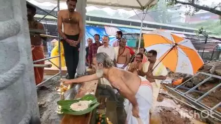 റാന്നി: ശബരിമല സന്നിധാനത്ത് നവഗ്രഹ ശ്രീകോവിൽ ഉത്തരം വയ്പ്പ് ചടങ്ങ് നടന്നു