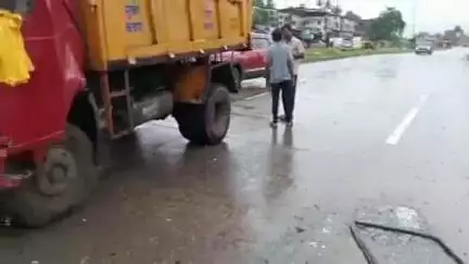 खेड: खेड भरणेजवळ डंपरची स्कूल बसला धडक, मोठा अनर्थ टळला