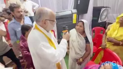 सिरोंज: अंबेडकर भवन में मोहल्ला चौपाल कार्यक्रम का हुआ आयोजन, विधायक उमाकांत शर्मा हुए शामिल