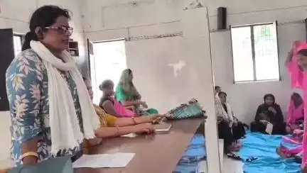 इटवा: खुनियांव ब्लाक सभागार में आंगनबाड़ी कर्मचारी संघ की बैठक हुई, विभिन्न बिंदुओं पर की गई चर्चा