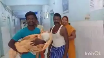 खगड़िया: चकहुसैनी में छत की रेलिंग टूटने से तीन वर्षीय बालक की मौत, चाची घायल