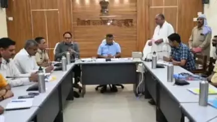 झुंझुनू: झुंझुनू जिला कलेक्टर ने कलेक्ट्रेट सभागार में जिला स्तरीय जनसुनवाई में 80 प्रकरणों का किया निस्तारण
