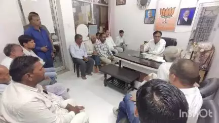 निम्बाहेड़ा: छोटीसादड़ी क्षेत्र की पंचायतों के प्रतिनिधियों से विधायक कृपलानी मिले, समस्याओं के समाधान का दिया भरोसा