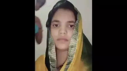 पडरौना: कसया थाने में इंसाफ न मिलने पर शख्स ने एसपी से न्याय की गुहार लगाई, पत्नी और बच्चे की बरामदगी के लिए वीडियो किया वायरल