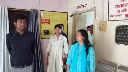 गम्हरिया: डीडीसी ने किया गम्हरिया प्रखंड सह अंचल कार्यालय का निरीक्षण