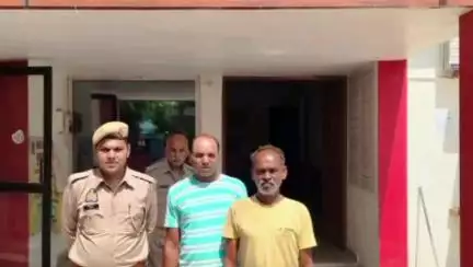 कर्वी: चित्रकूट कर्वी कोतवाली पुलिस ने दो वारंटी अभियुक्तों को गिरफ्तार कर की विधिक कार्रवाई