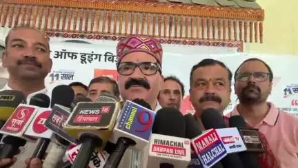 कुल्लू: भाजपा ने राजनीति गतिविधियों में सक्रिय न रहने वाले प्रबुद्ध लोगों के लिए प्रोफेशनल्स मीट का आयोजन किया