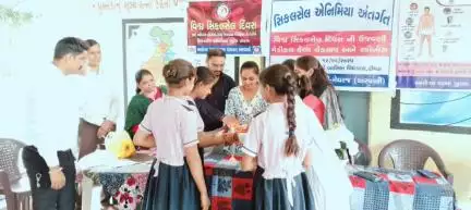 ભિલોડા: ભિલોડા અને મેઘરજ તાલુકામાં વિશ્ર્વ સિકલસેલ દીવસની ઢીમડા ખાતે ઉજવણી કરવામાં આવી.