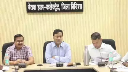 त्योंदा: सर्पदंश से बचाव के लिए जिले में होंगे जागरूकता कार्यक्रम: कलेक्टर
