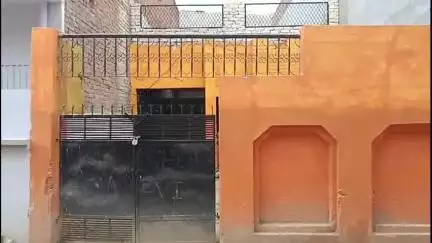 करेली क्षेत्र में दबंग द्वारा कब्जा किया जा रहा मकान, तहरीर के आधार पर पुलिस ने दर्ज किया केस