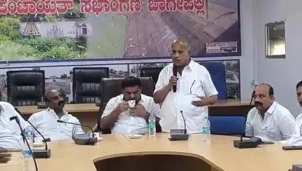 ಬಾಗೇಪಲ್ಲಿ: ಅರ್ಥಪೂರ್ಣವಾಗಿ ನಾಡಪ್ರಭು ಕೆಂಪೇಗೌಡರ ಜಯಂತಿ ಆಚರಣೆಗೆ,ಪಟ್ಟಣದಲ್ಲಿ ಶಾಸಕ ಎಸ್.ಎನ್ ಸುಬ್ಬಾರೆಡ್ಡಿ ಮನವಿ