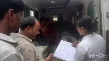 सोनो: डुमरी के समीप बाइक सवार दंपत्ति को अज्ञात वाहन ने मारी टक्कर, दोनों गंभीर रूप से घायल होकर जमुई रेफर